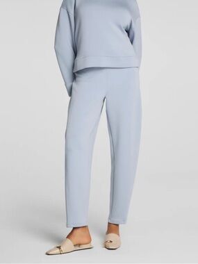 SPANX AirEssentials Barrel Leg Pant